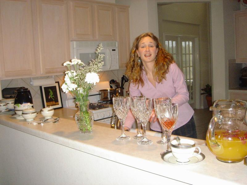 2005/02(Feb)/03(HeatherBabyShower)/800x600_2005-02-12 15-36-30.JPG